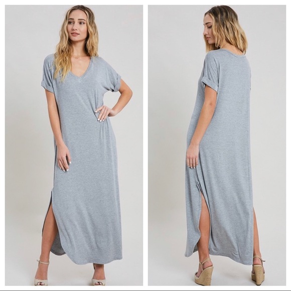 Dresses & Skirts - NEW! Gray Maxi Dress!